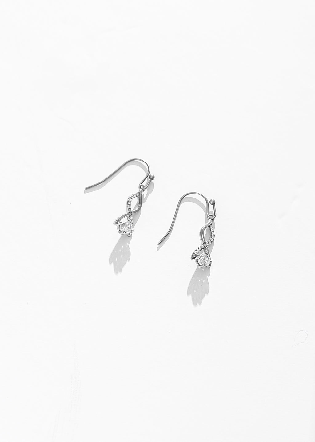 Luna Twist Earrings