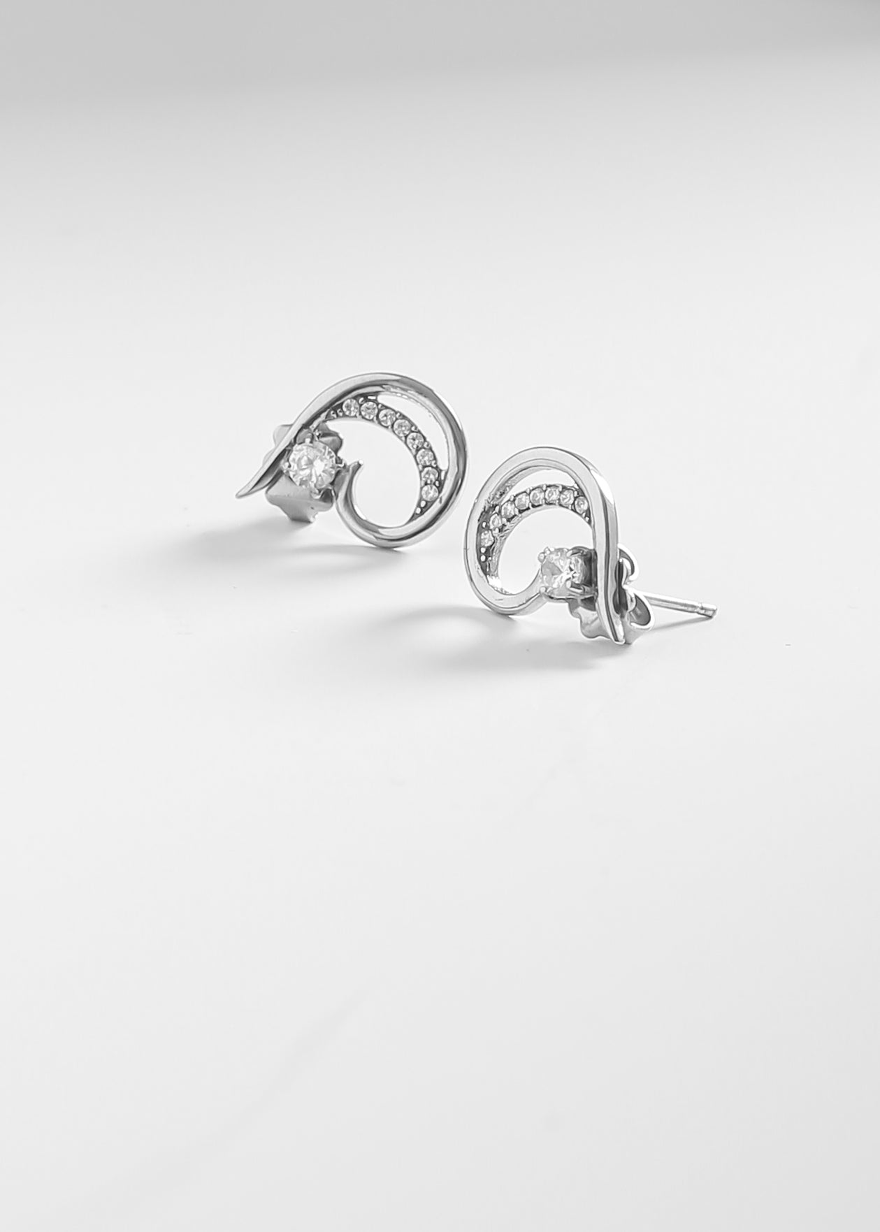 Elara stud Earrings