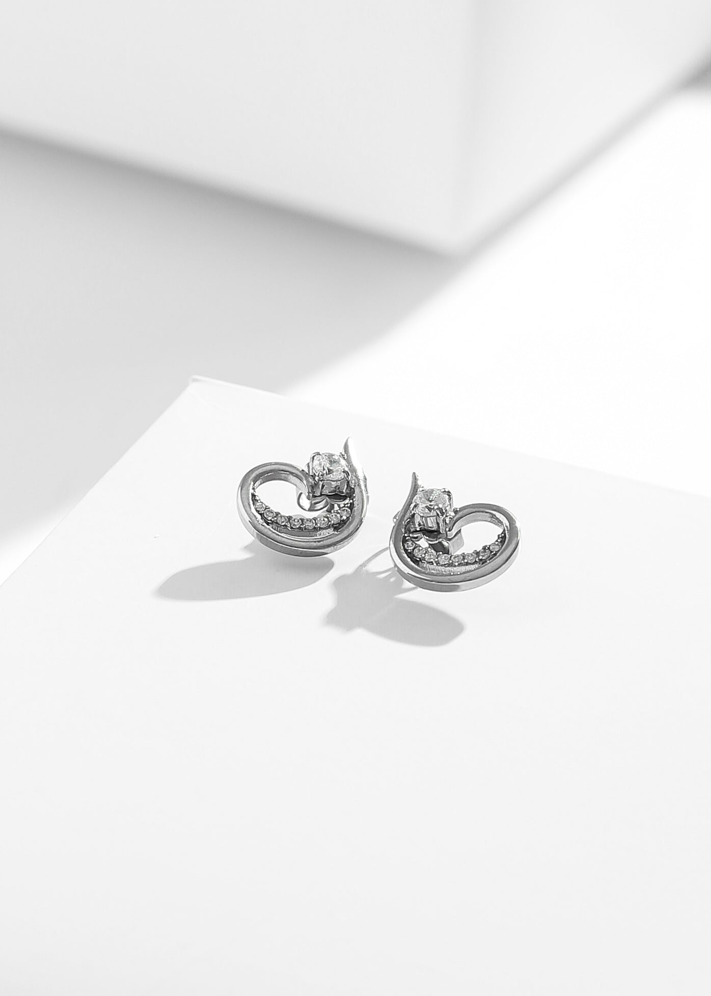 Elara stud Earrings